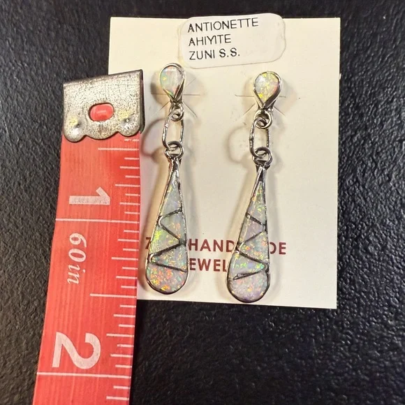 New Sterling Zuni S.S. Opal Earrings - Picture 2 of 2